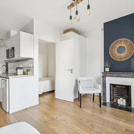 Charming Floor Near Montmartre Apartment Paris