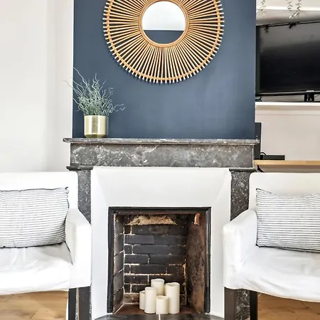 Apartment Charming Floor Near Montmartre Paris